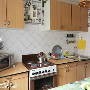  Апартаменты квартира с двумя спальнями на городецкой